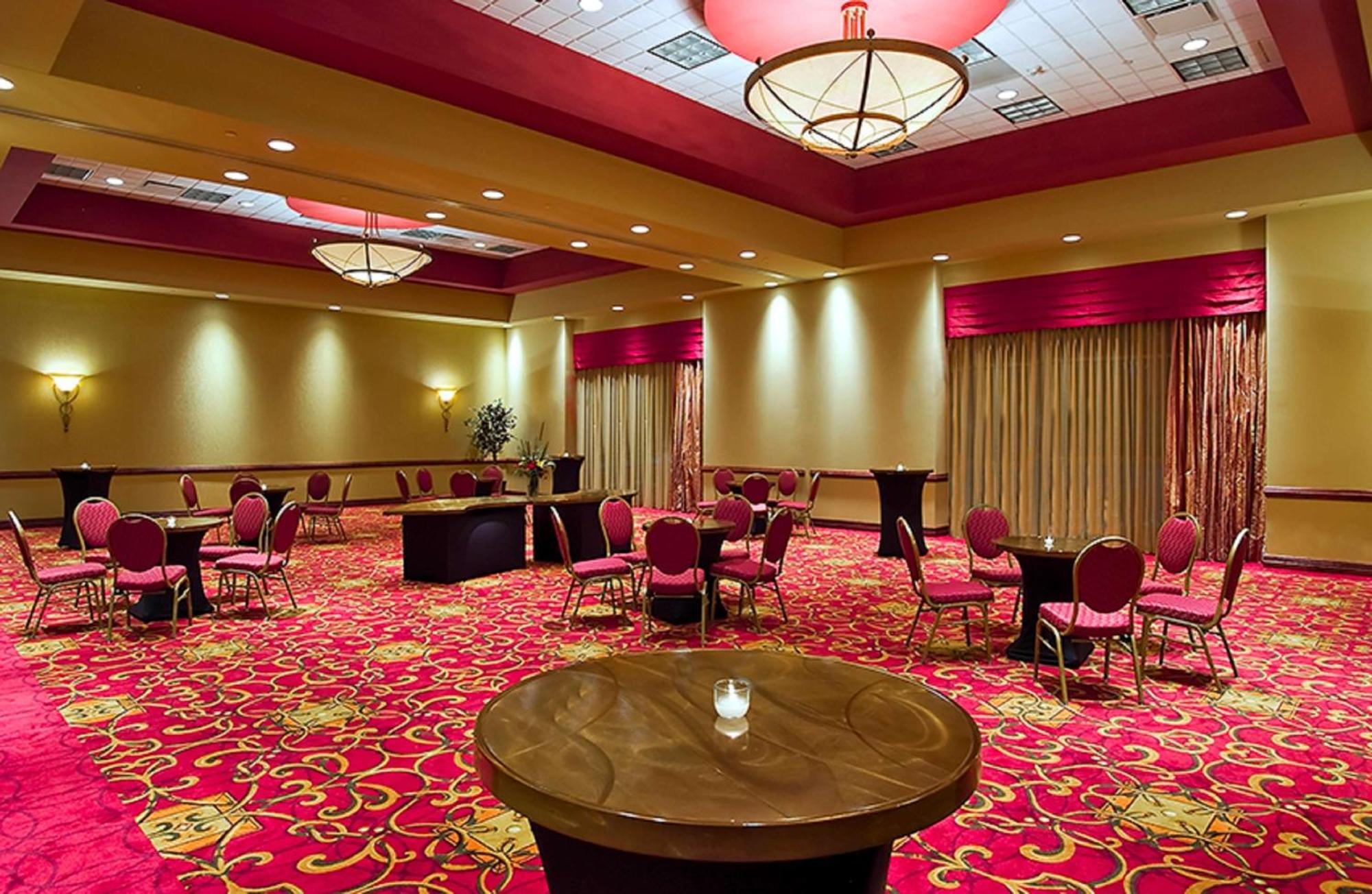 Embassy Suites Murfreesboro - Hotel & Conference Center Экстерьер фото